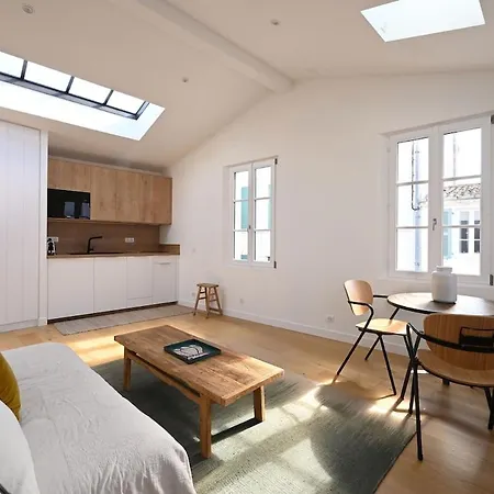 504 La Caractere Et Elegance Feriehus